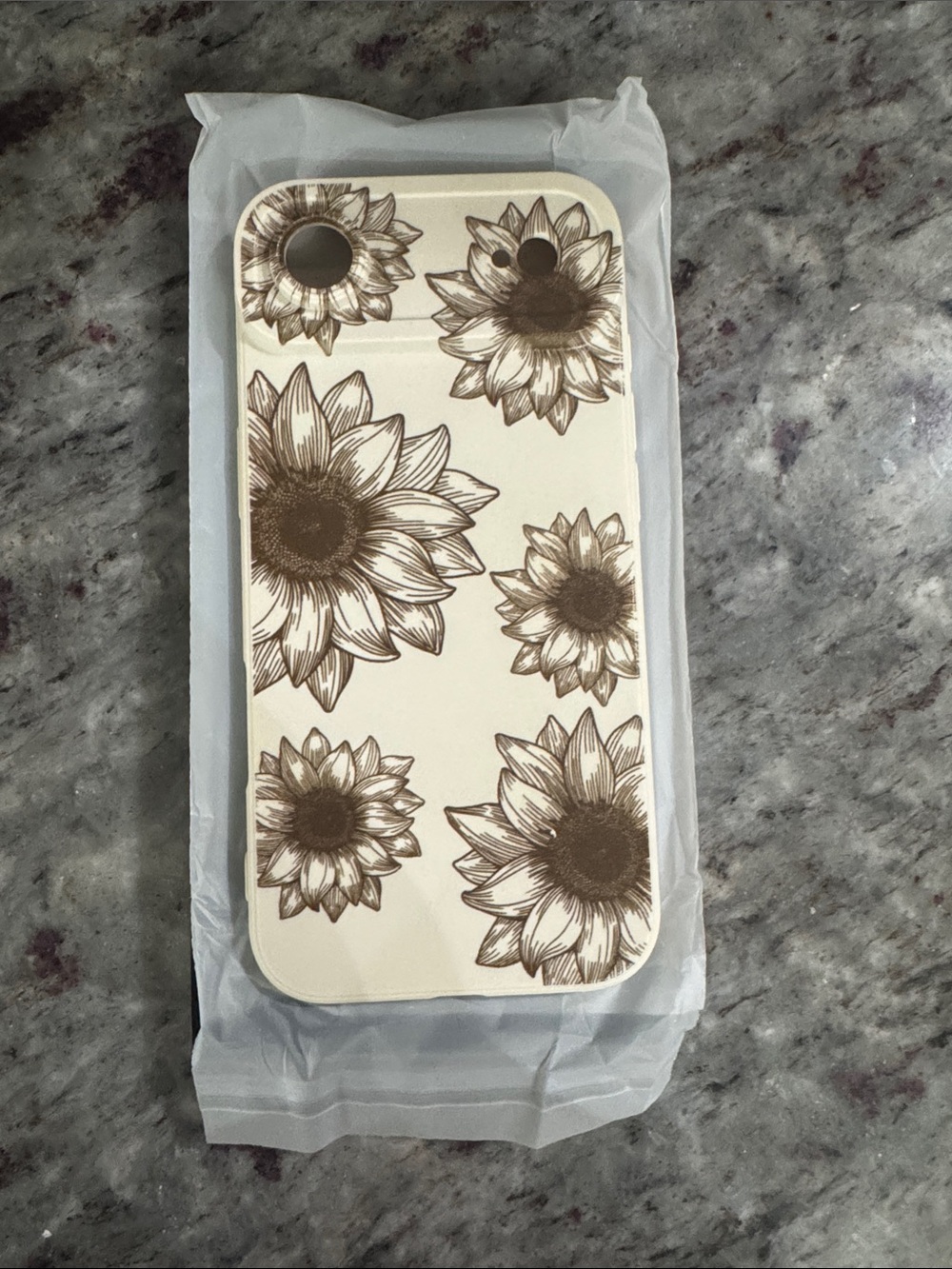 NEW iPhone 17 Air Sunflower Floral Cream Phone Case